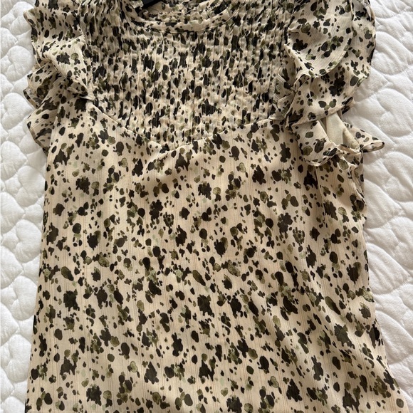 Dkny Tops - DKNY Ruffled Sleeveless Blouse - Black and Cream